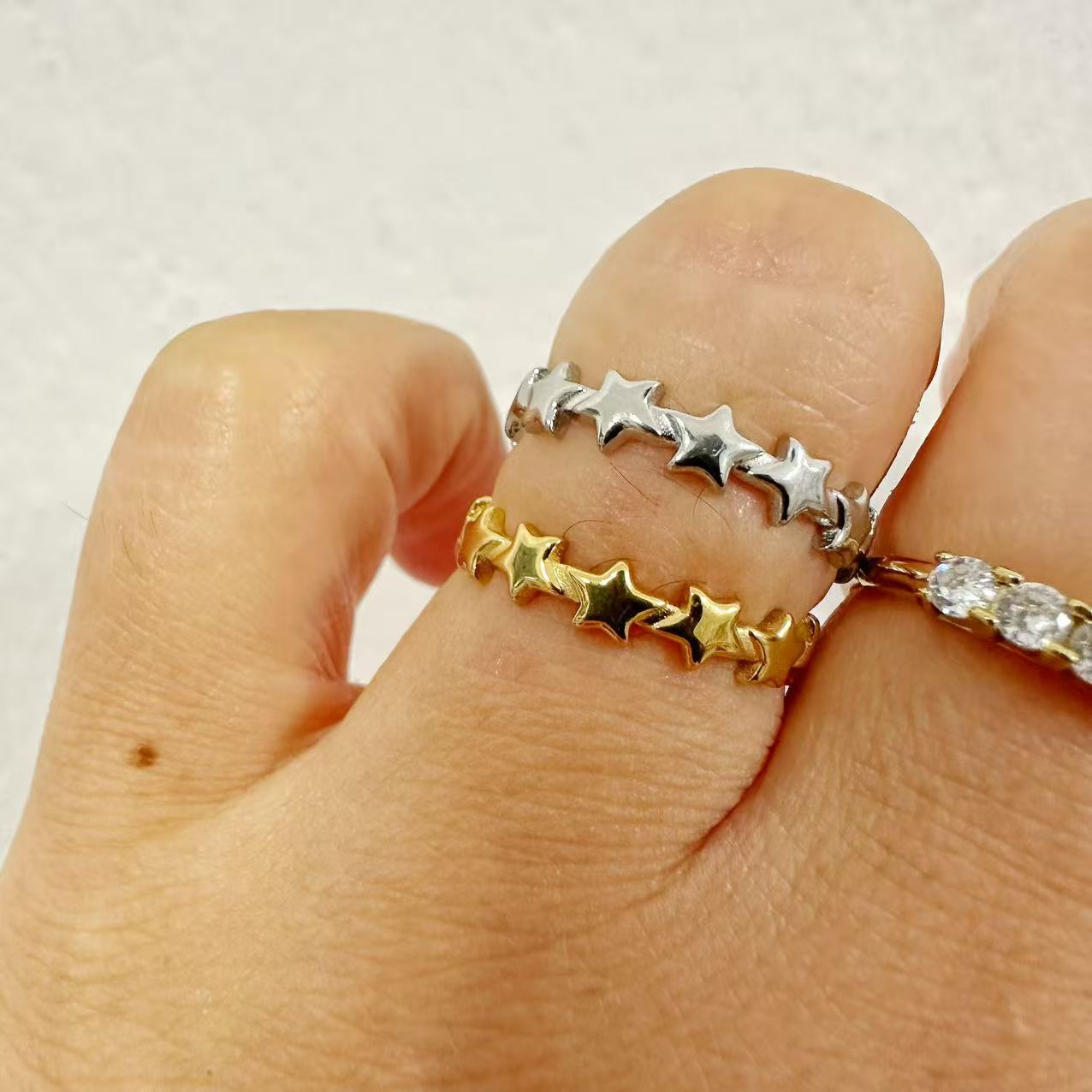 (A151)Anello stelline regolabile