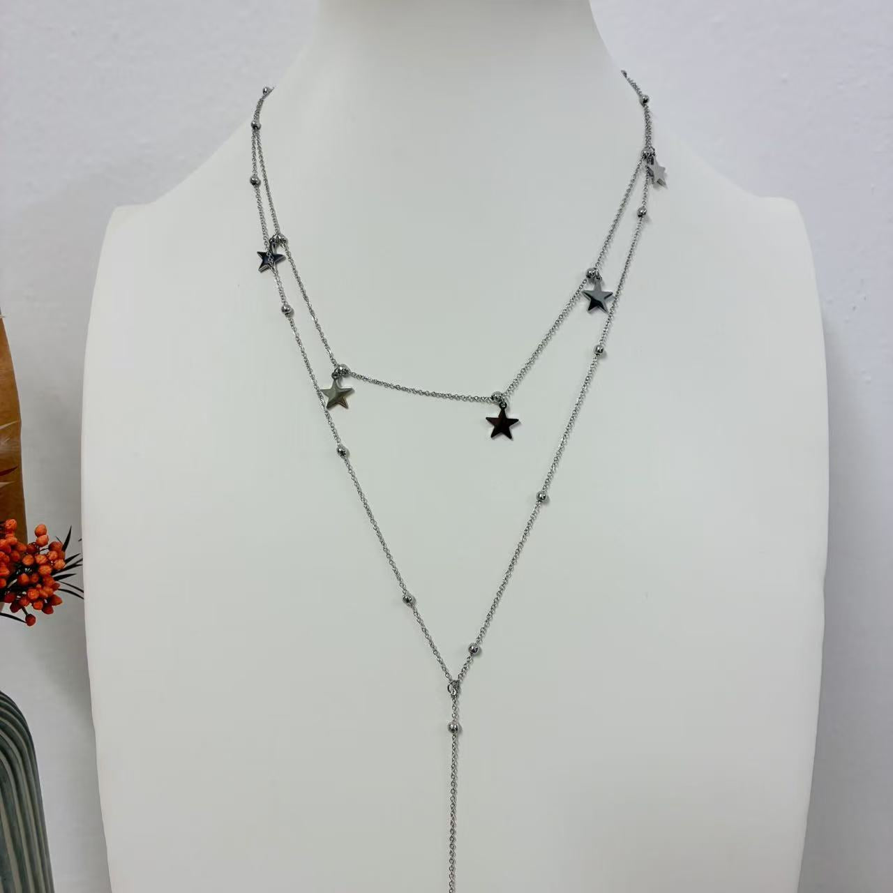 Collana “Costellazione Chic” – Eleganza Moderna a Doppio Strato