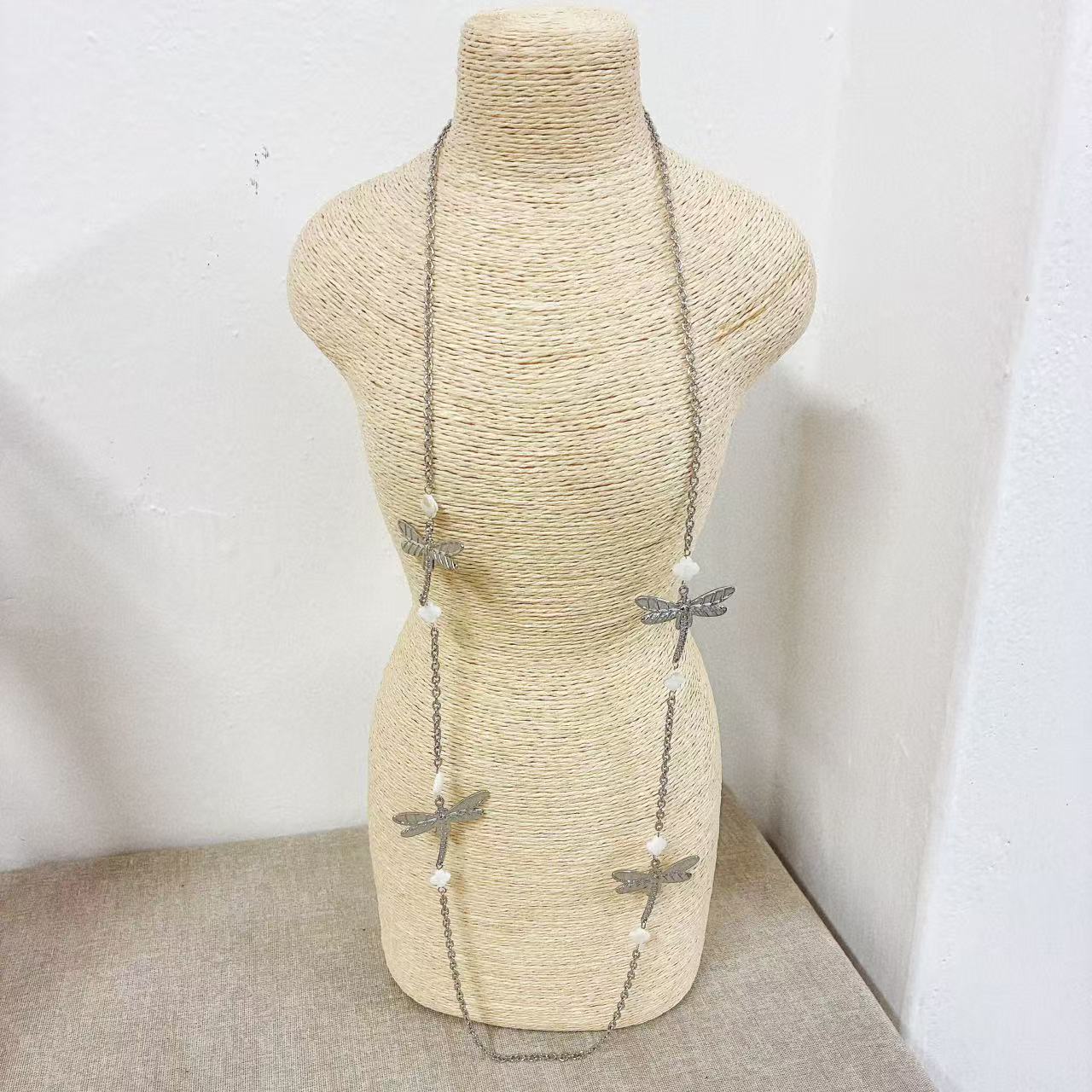 Collana Lunga con Ciondoli a Libellula