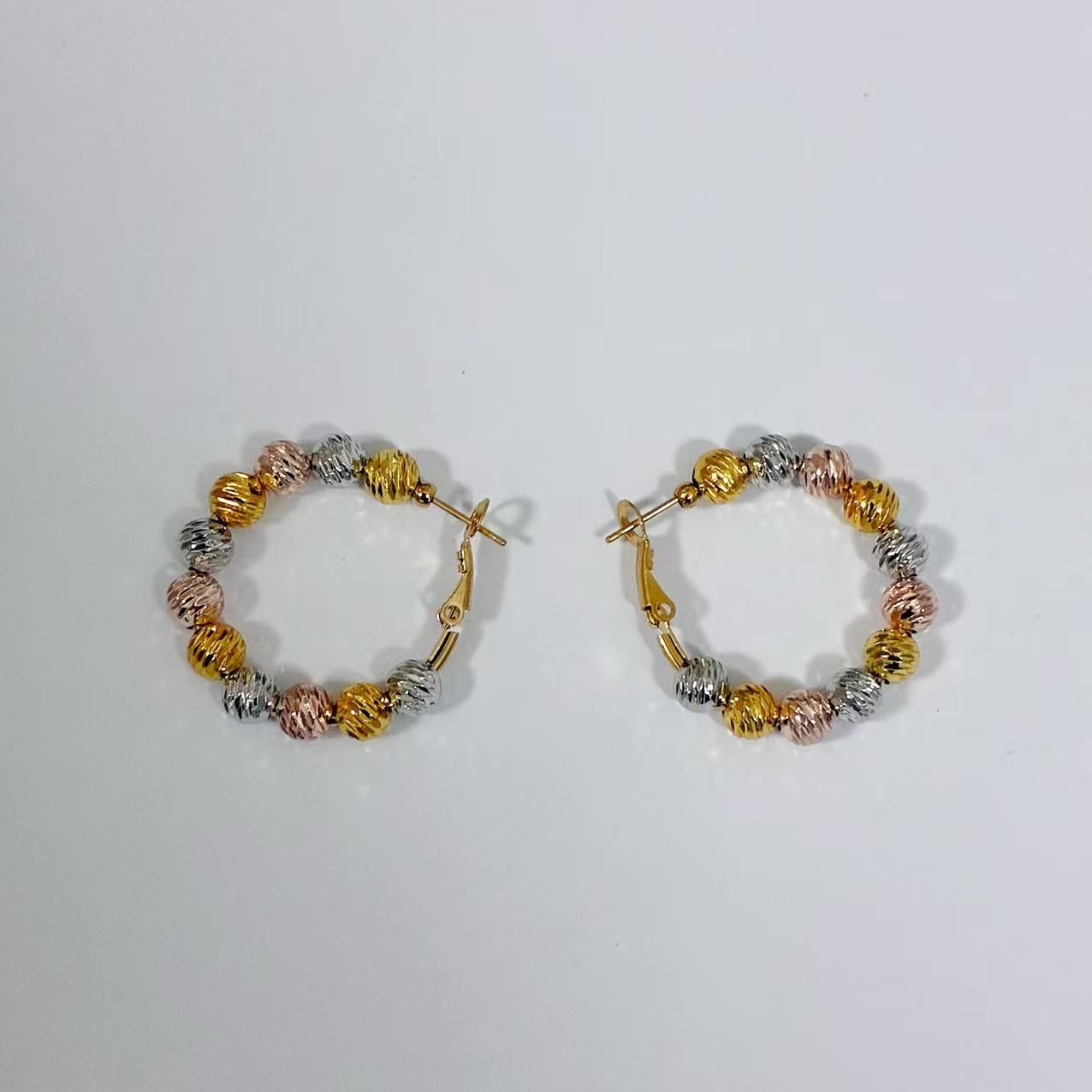 Orecchini “Cerchi Perla d’Acciaio”