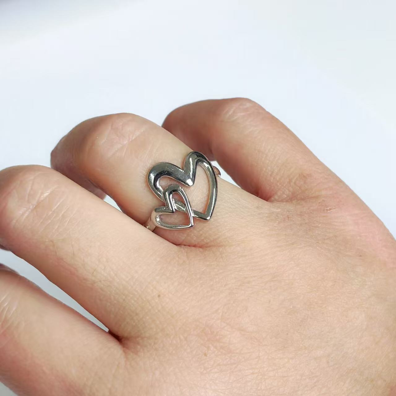 Anello Cuori Intrecciati – Acciaio Inossidabile