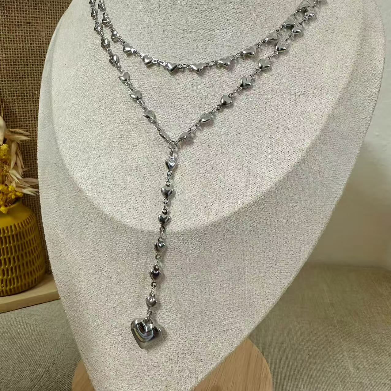 Collana “Heartfall” – Eleganza a cascata