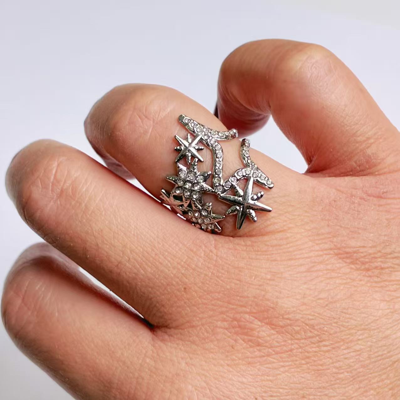 Anello Stellato con Zirconi – Acciaio Inossidabile