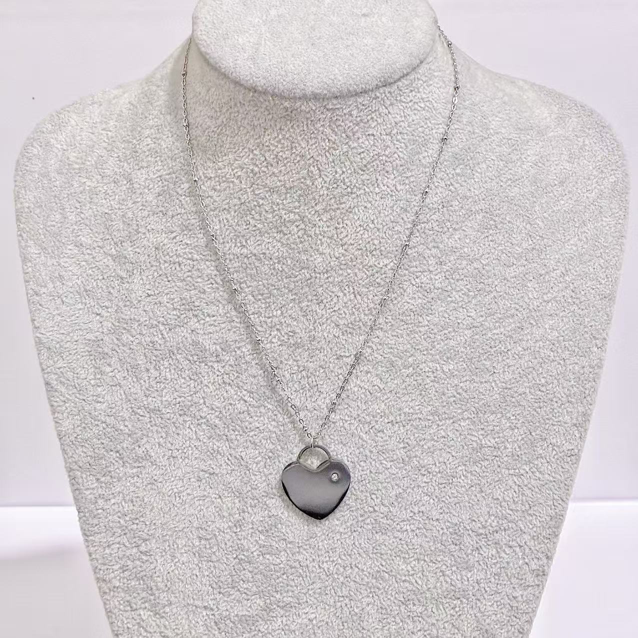 Collana “Heart Lock”
