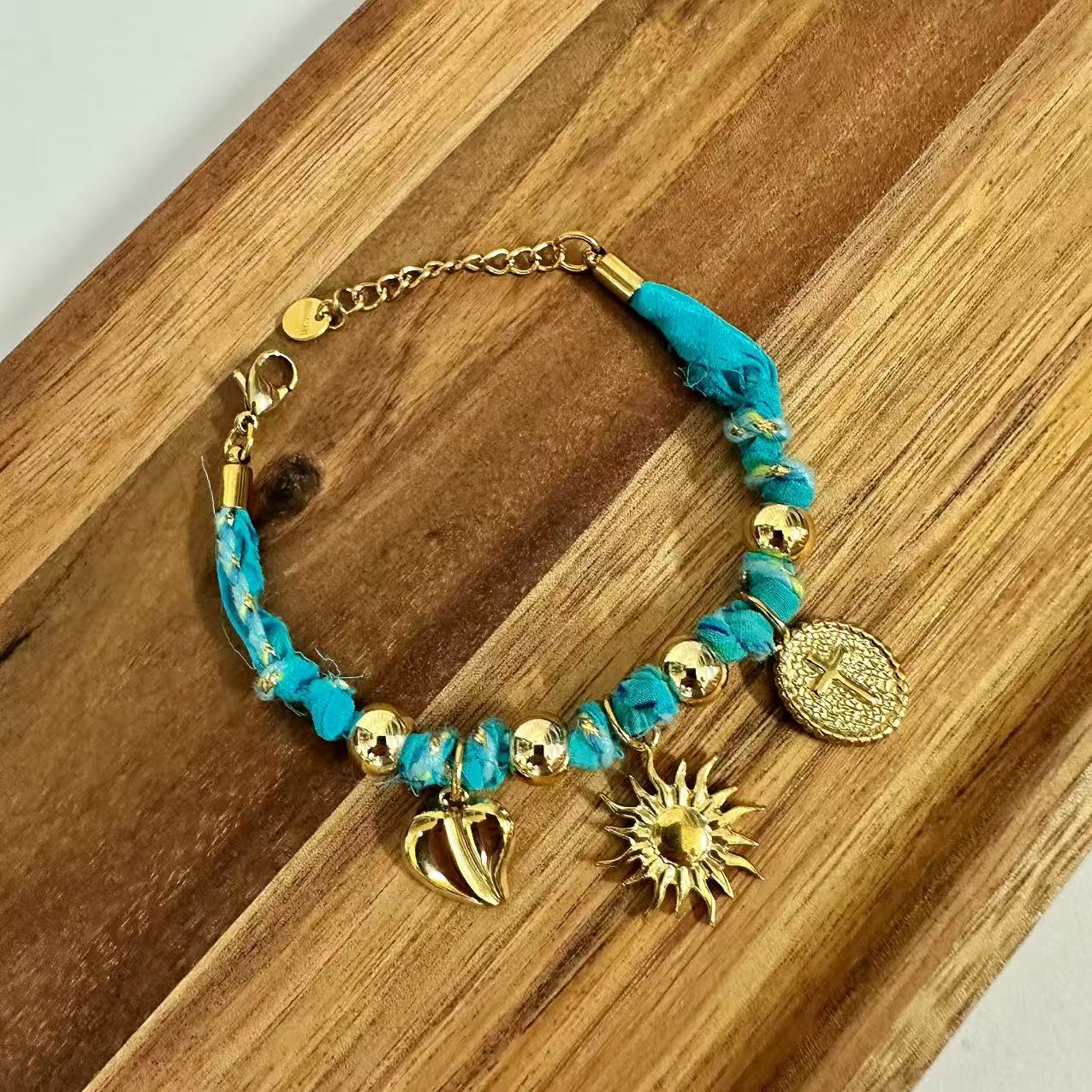 (B078) BRACCIALE DONNA FOULARINO + PENDENTI IN ACCIAIO INOX