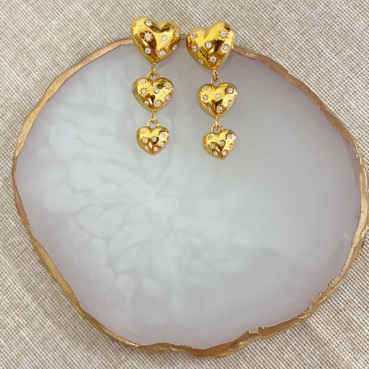 Orecchini “Cosmic Hearts”