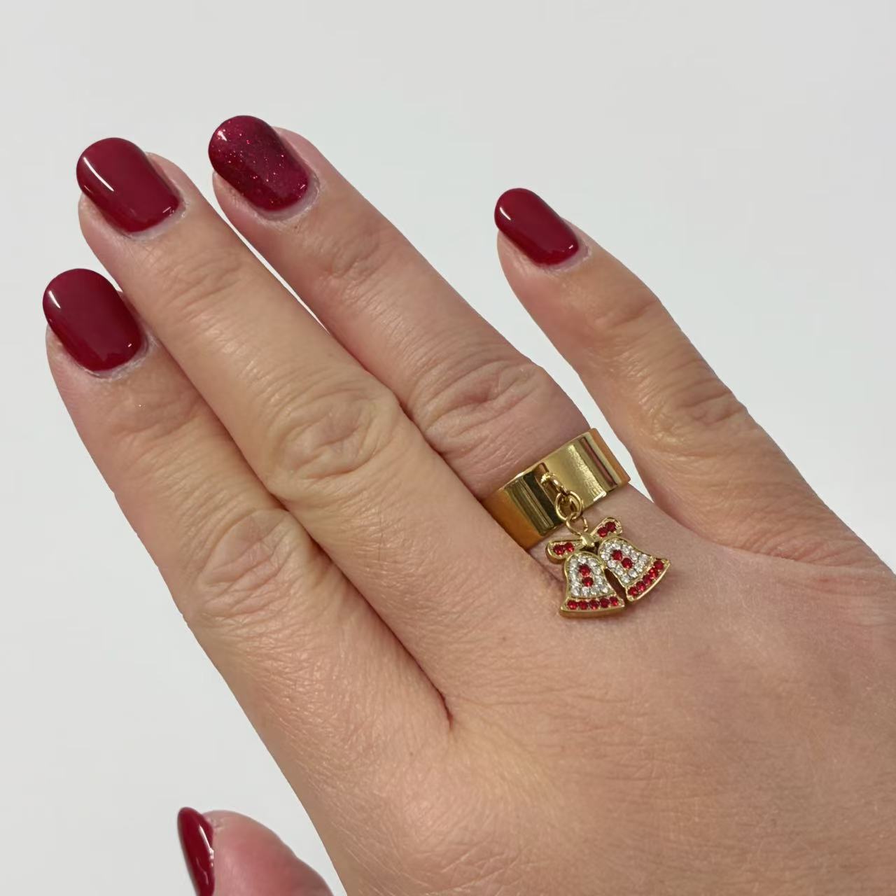 Anello Regolabile con Ciondolo Campanelli – Dettaglio Festivo Luminoso