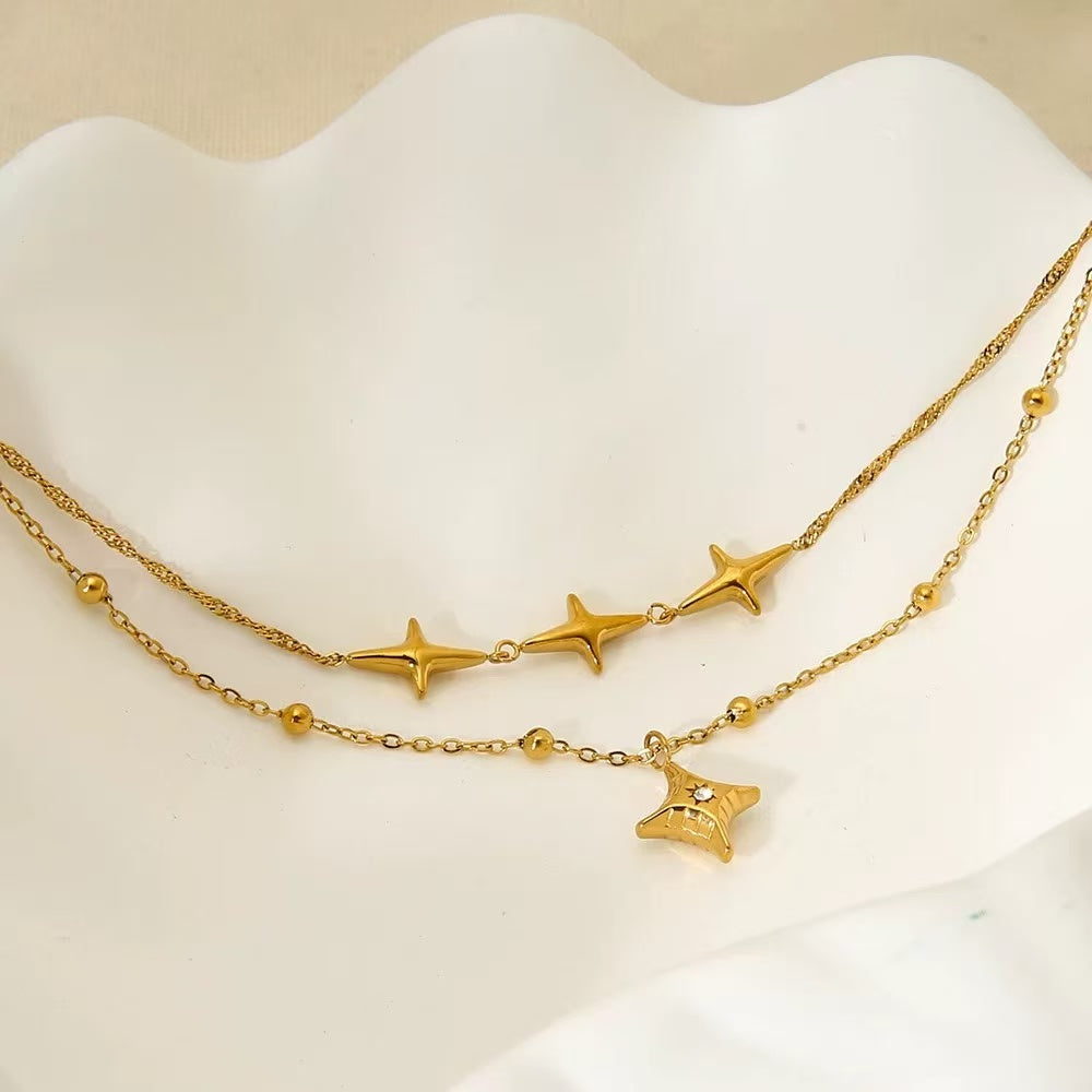 Collana a Due Fili con Dettagli Stellari — Eleganza Sottile e Fascino Celestiale