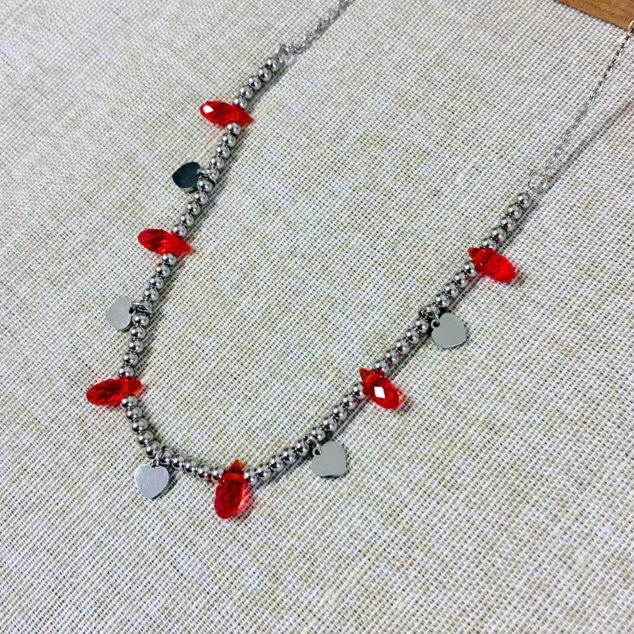 Collana “Cuori di Fuoco” – Acciaio Inossidabile & Cristalli Rossi