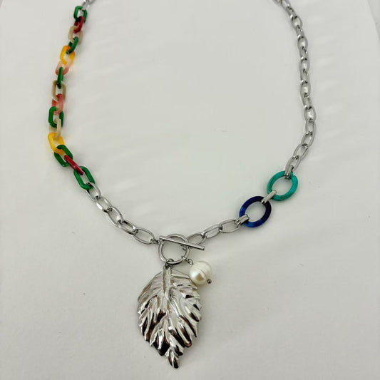 Collana “Foglia in Viaggio”