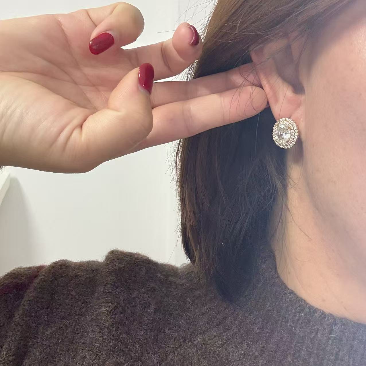 Orecchini “Corona di Luce” – Eleganza Regale e Brillantezza Assoluta