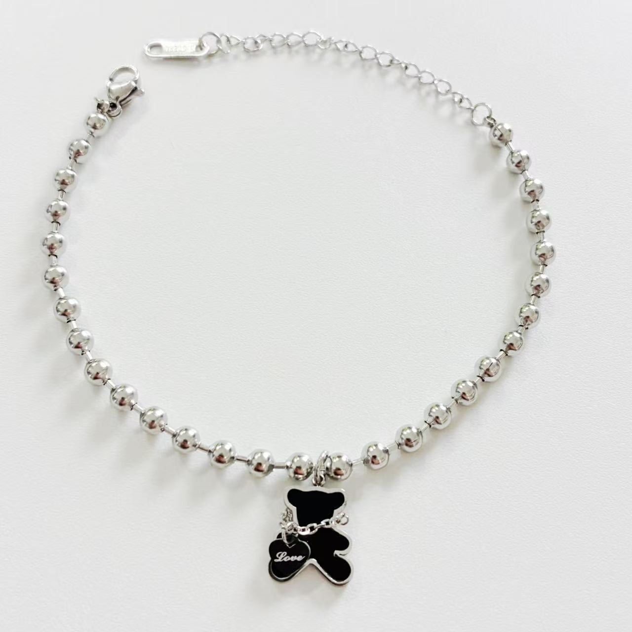 Bracciale con Ciondolo Orsetto – Stile Cute & Minimal