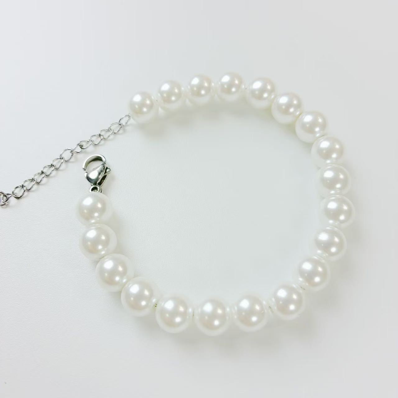 Bracciali vari con perlini