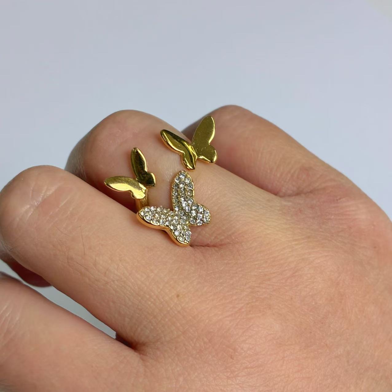 Anello Oro con Farfalle e Zirconi – Acciaio Inossidabile