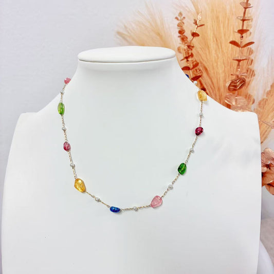 Collana “Favola di Colori” – Perline Irregolari in Armonia Vivace