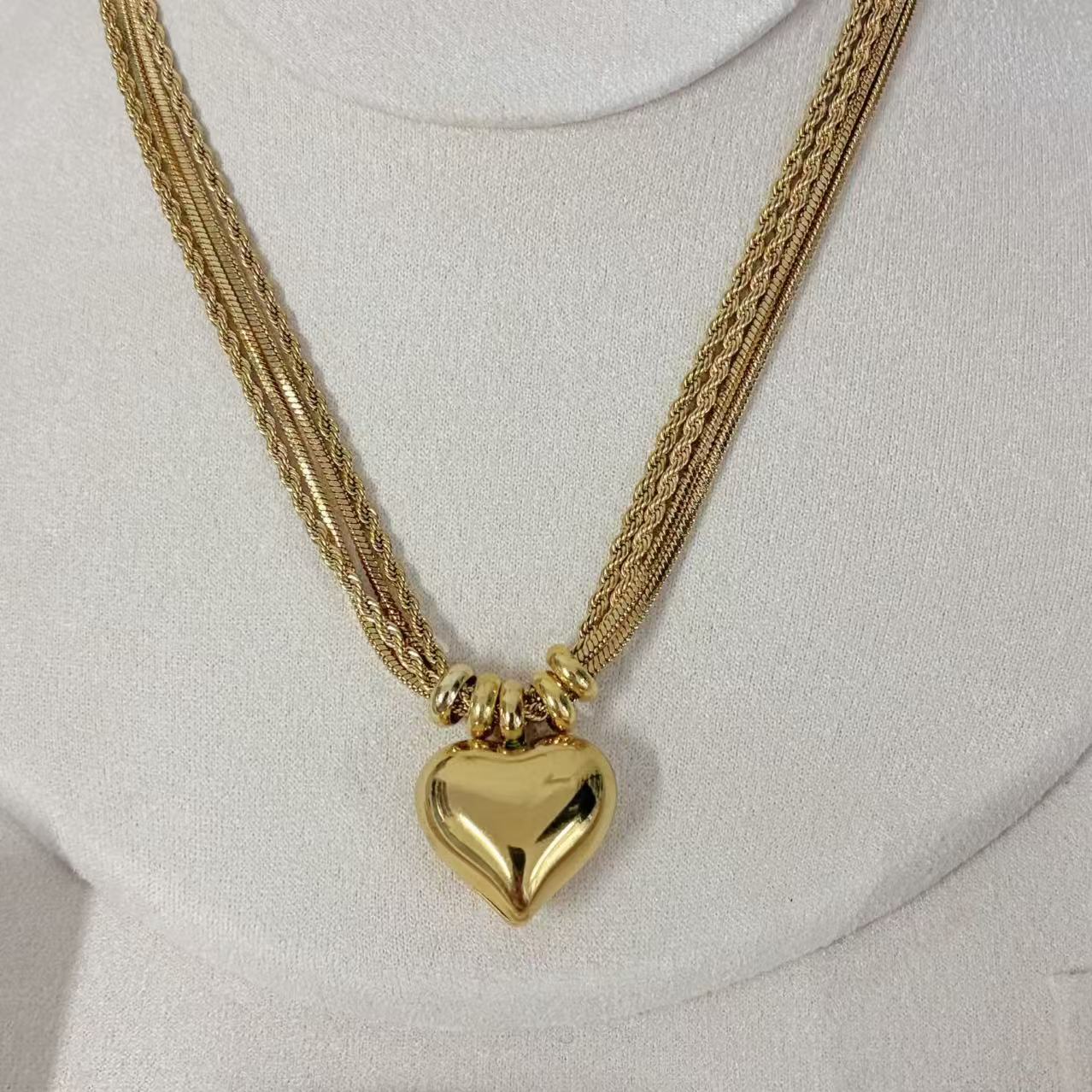 Collana “Golden Heart”