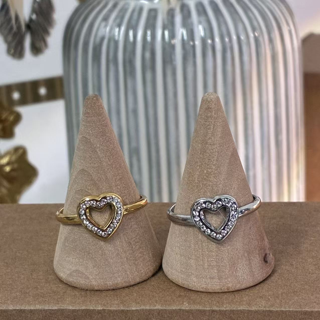 Anello “Cuore Luminoso”