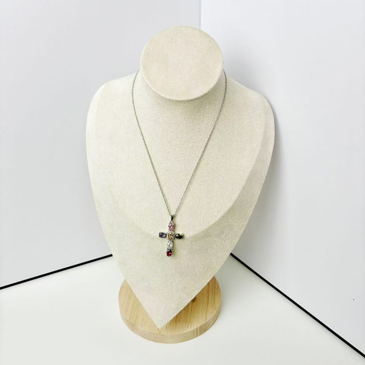 Collana Croce Arcobaleno