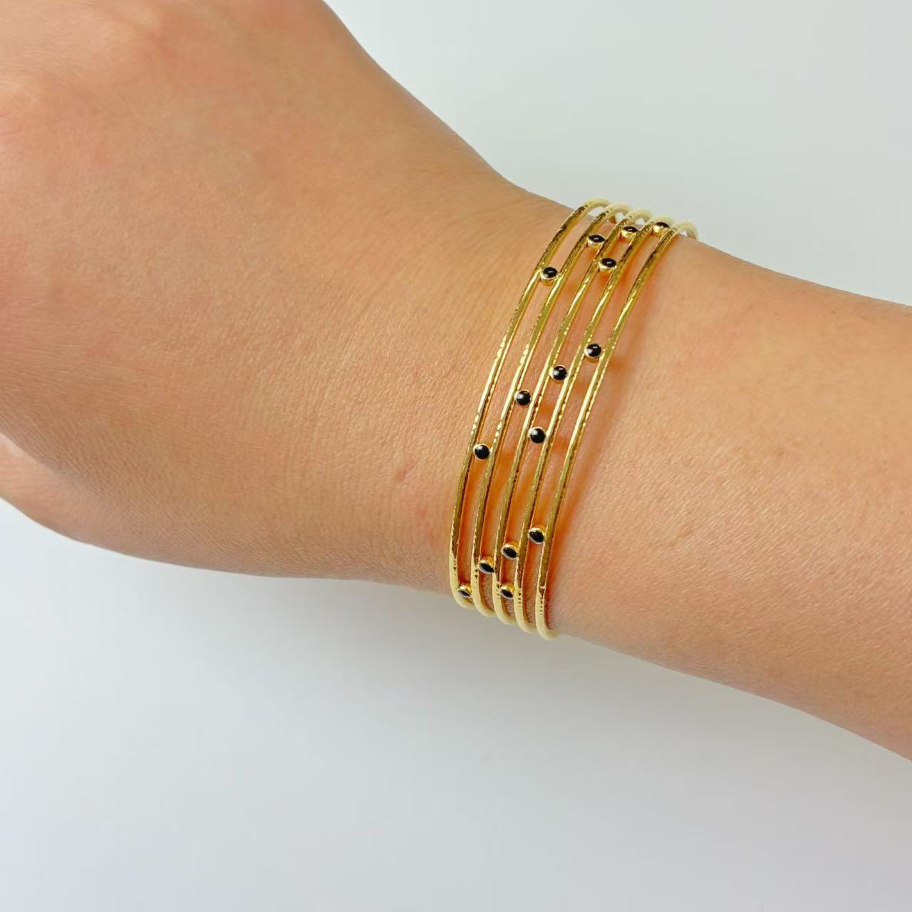 Bracciali semirigidi