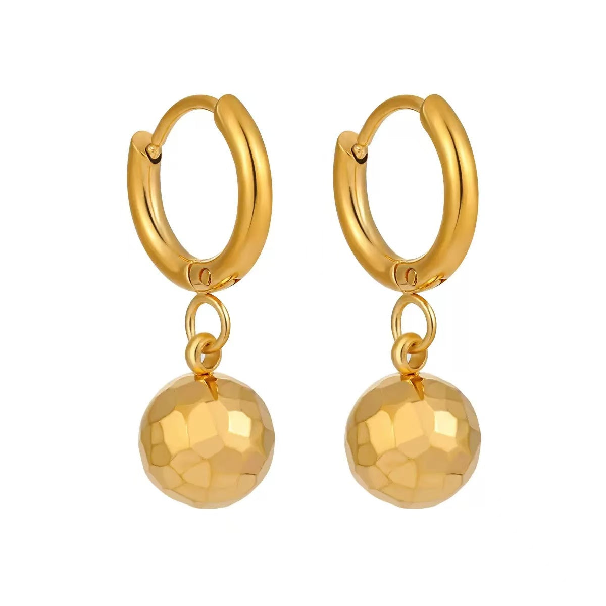 Orecchini “Luna Dorata” – Cerchi con Sfera Martellata