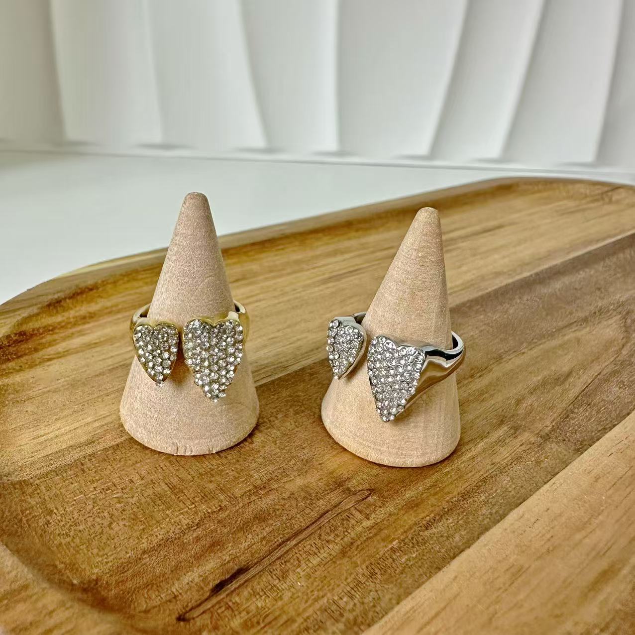 (A100)Anello due cuori con pavé regolabile in acciaio inox