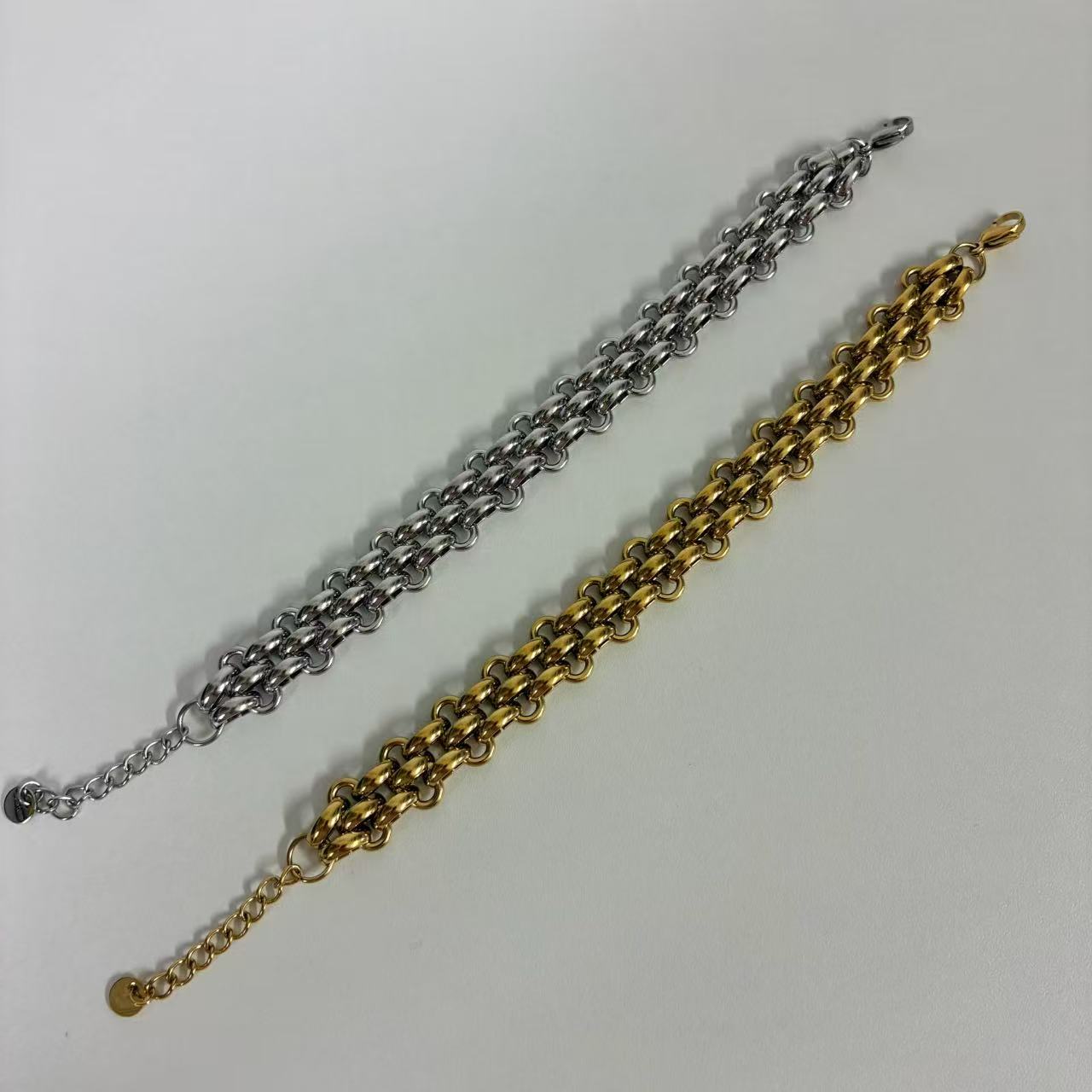 (B108)Bracciale in acciaio inossidabile | Stainless steel bracelet