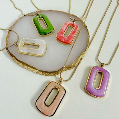 (C126)Collana resina ovale in acciaio inox