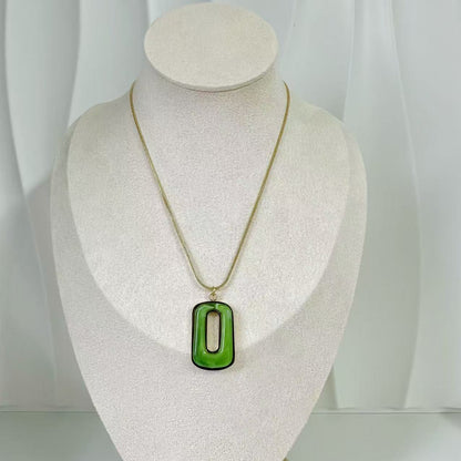 (C126)Collana resina ovale in acciaio inox