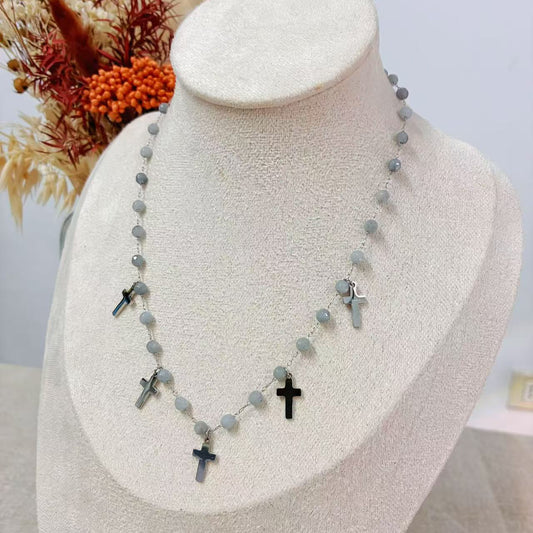 Collana “Fede & Luce” – Pietre Grigie e Croci in Acciaio Inossidabile
