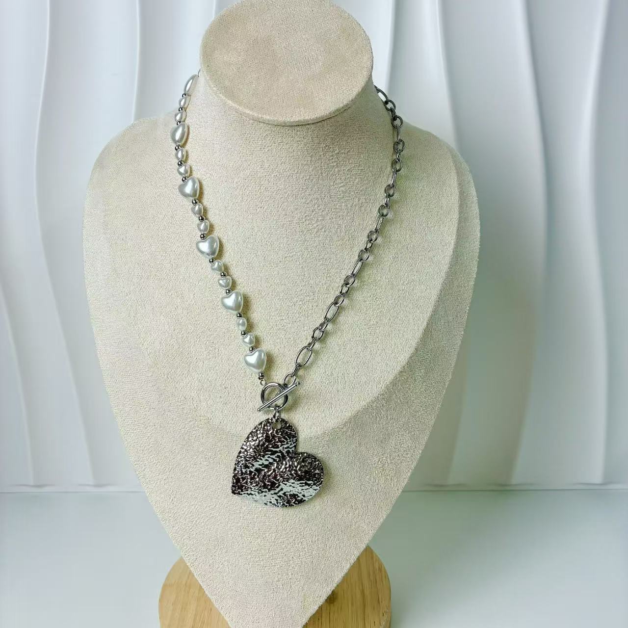 (C145) COLLANA SILVER CON CUORI IN ACCIAIO INOX