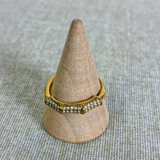 Anello “Armonia” – L’equilibrio nel dettaglio