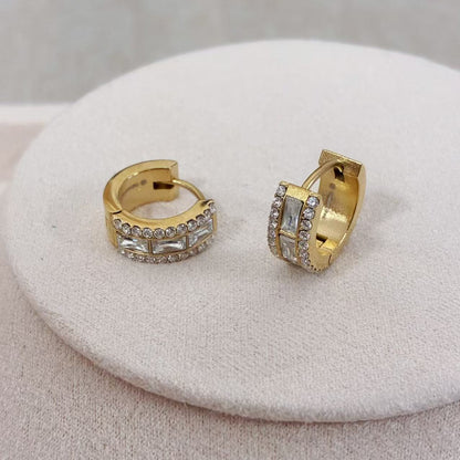 Orecchini a Cerchio con Zirconi