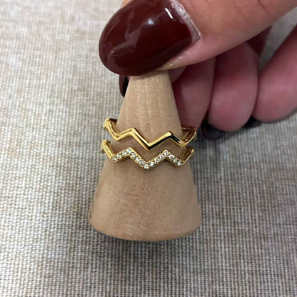 Anello “Onde di Stile”