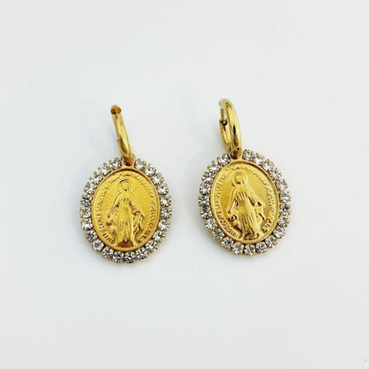 Orecchini Medaglia Ovale – Cornice di Cristalli