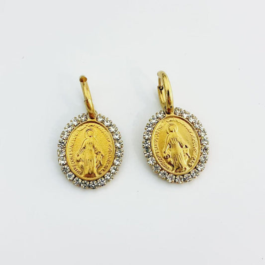 Orecchini Medaglia Ovale – Cornice di Cristalli