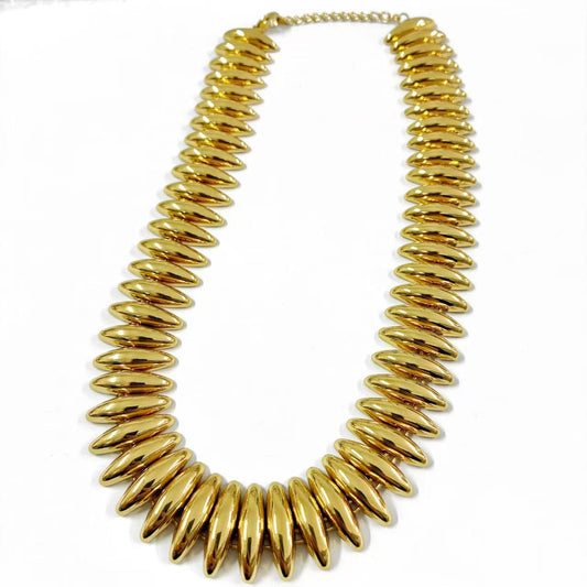 Collana “Raggiera sul Collo”