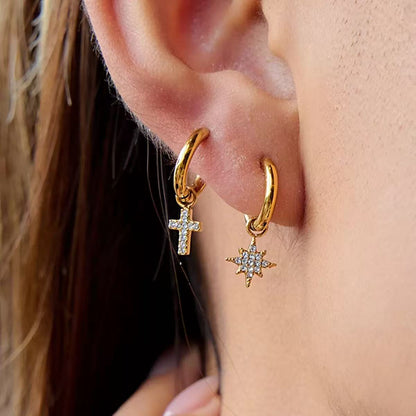 Orecchini con Ciondolo a Stella — Un Tocco Luminoso e Raffinato
