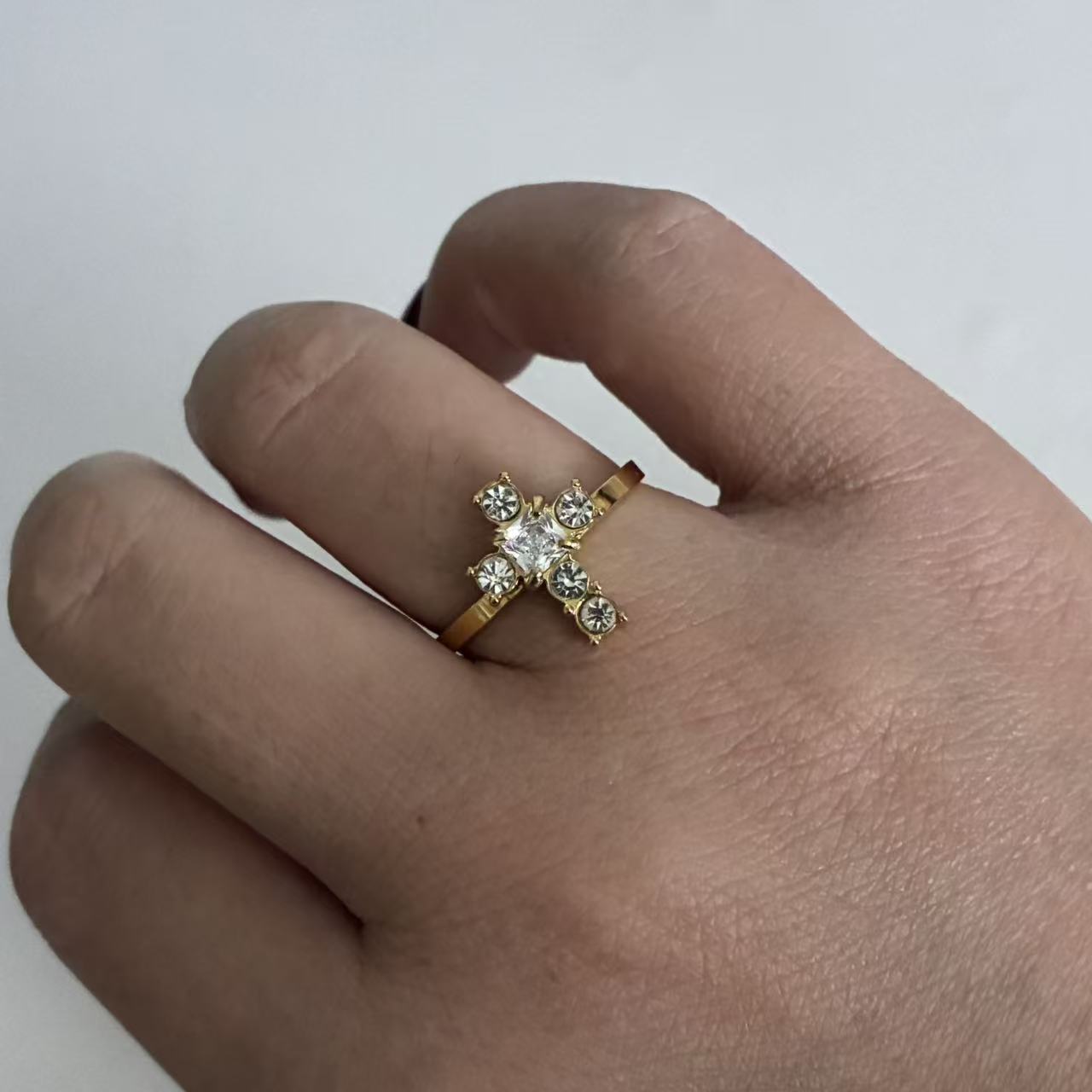 Anello “Croce di Luce”