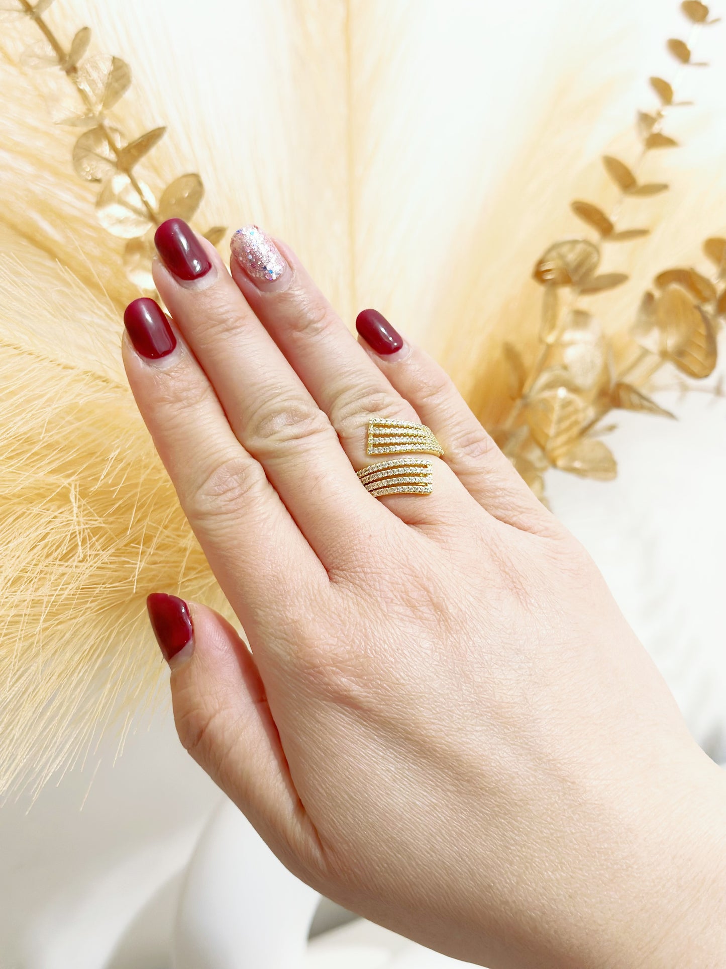 Anello regolabile con strass in ottone (A19)