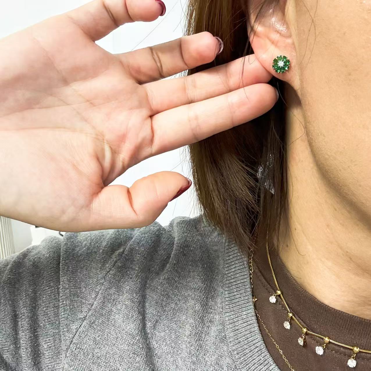 Orecchini Fiore di Cristalli – Petali Luminosi