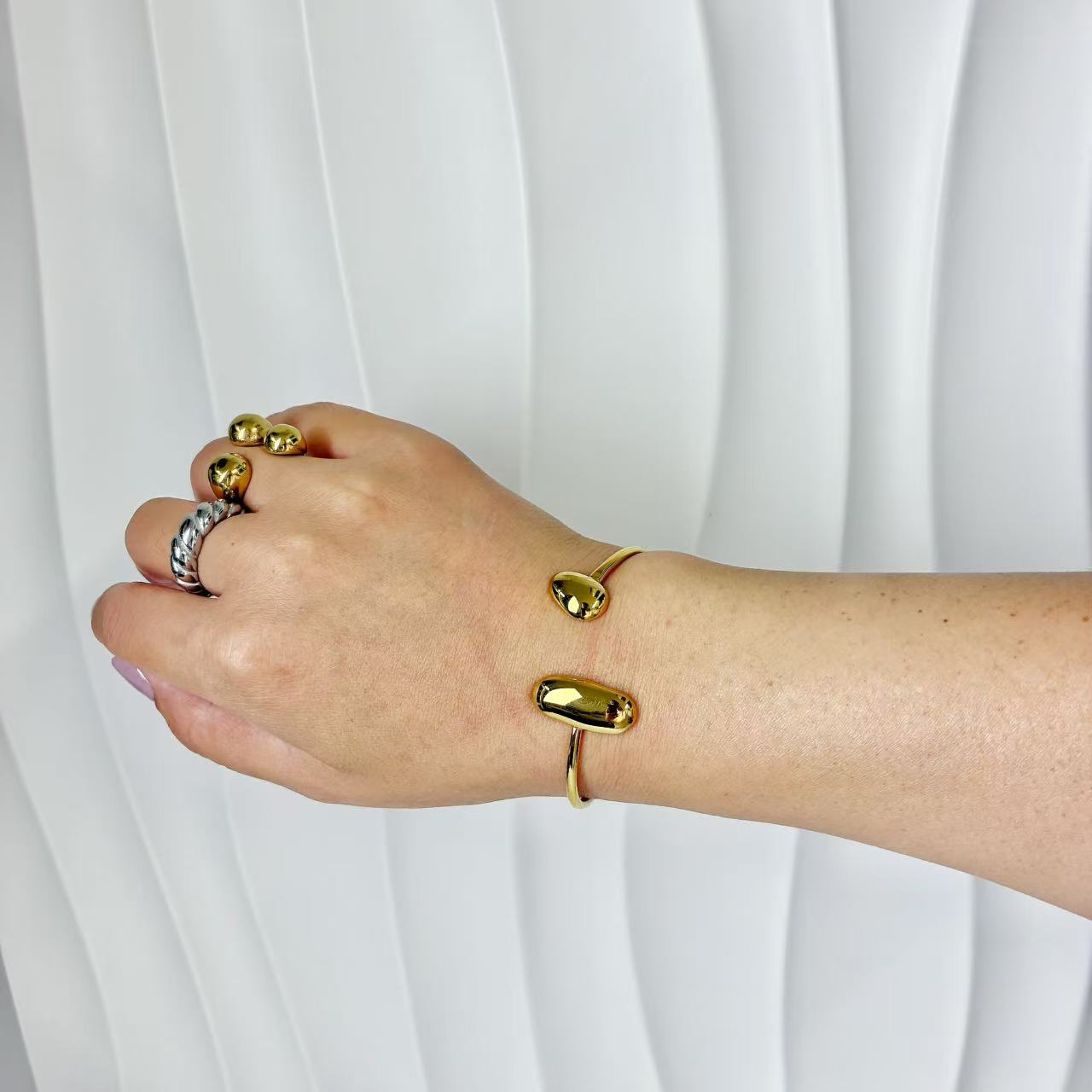 (B154)Bracciale semirigido donna in acciaio inox