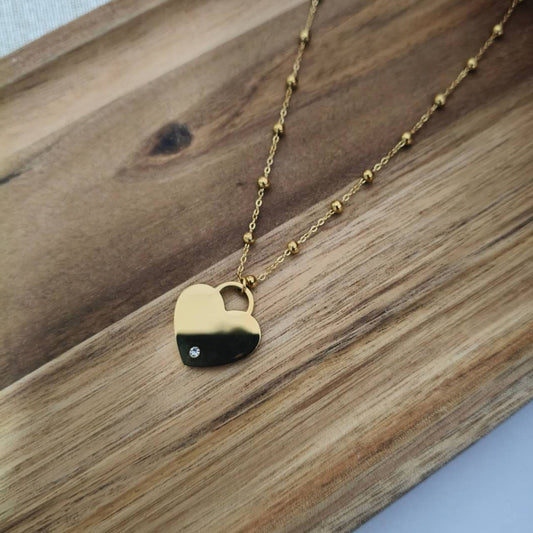 Collana Cuore Minimal – Eleganza Moderna in Acciaio Inossidabile