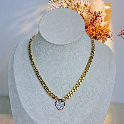 Collana “Cuore Forte” – L’amore nella forza