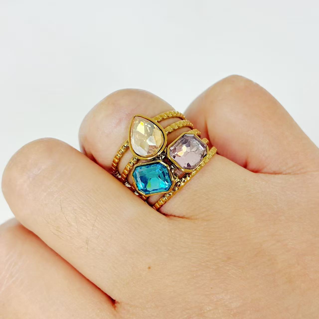 Anello “Tris di Cristalli” | regolabile | in acciaio inox
