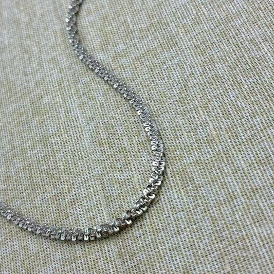 (C344)Collana essenziale