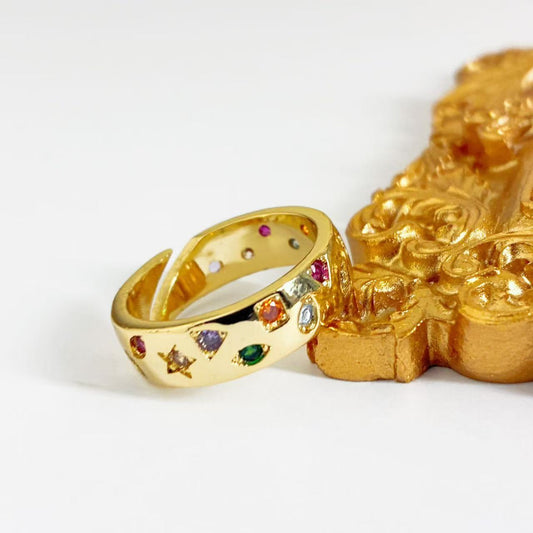 Anello Aperto con Gemme Multiformi – Stile Luminoso & Moderno