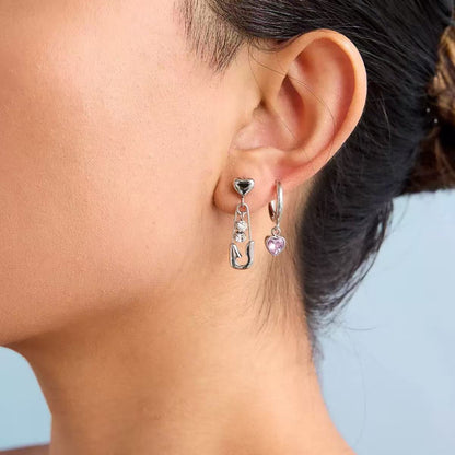 Orecchini Minimal con Dettagli Rosa — Delicatezza Moderna e Charme Romantico