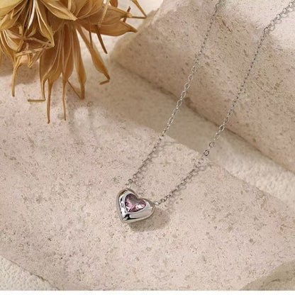 Collana “Battito Prezioso” – Pendente a Cuore dal Fascino Intimo