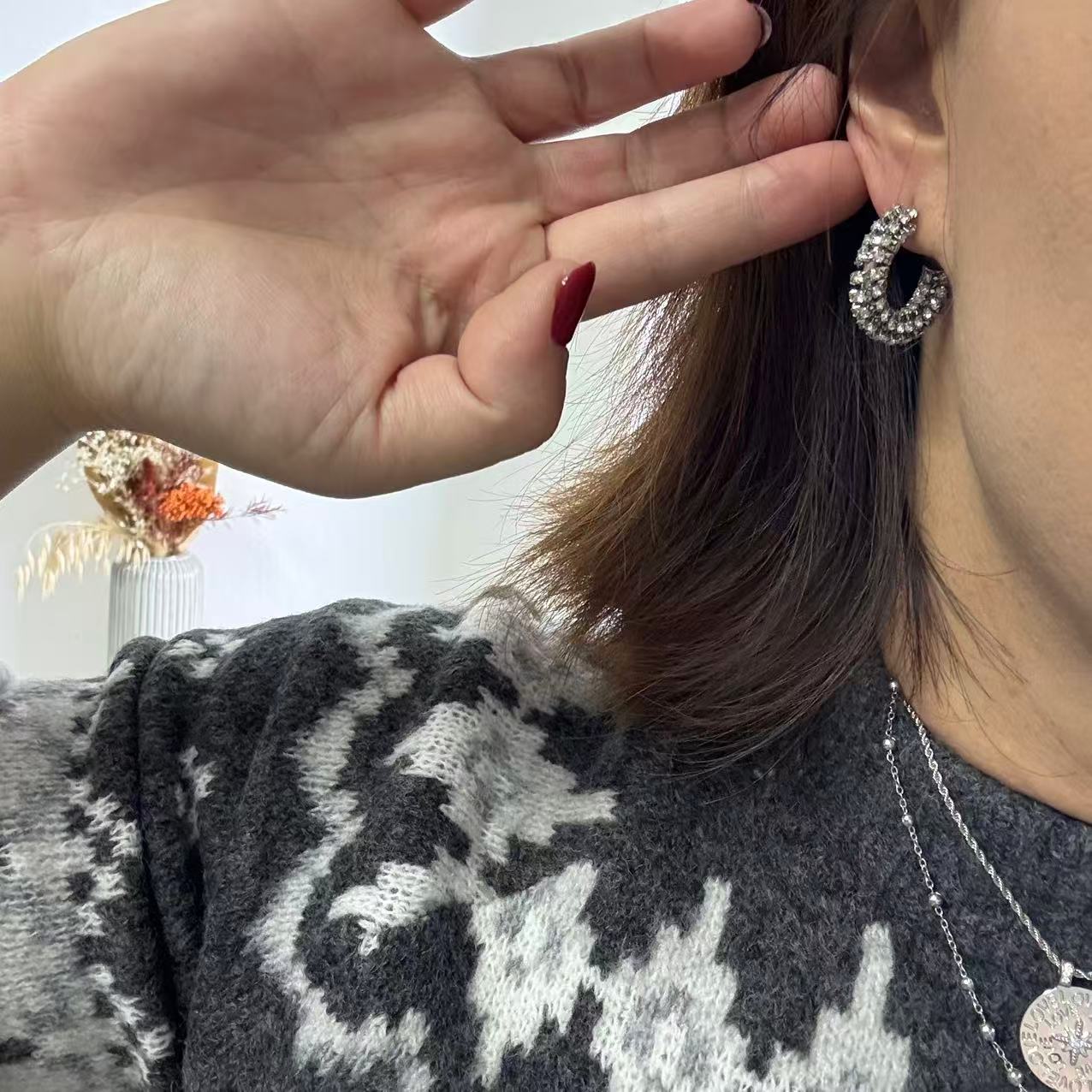 Orecchini “Cerchio di Brillio” – Luce e Raffinatezza