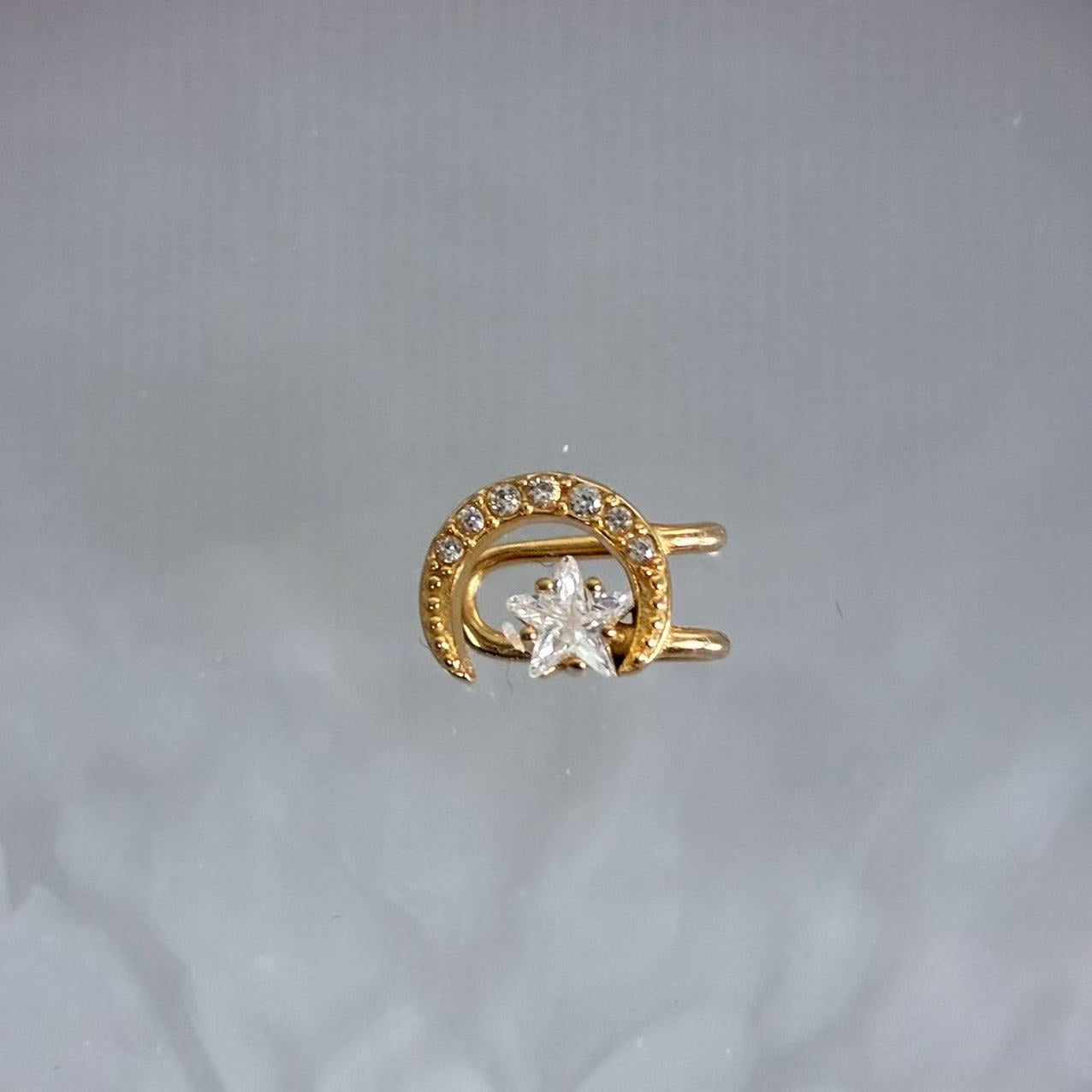 Ear cuff “Luna” – Un frammento di cielo